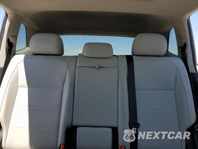 Zdjęcie 10 z 13 samochodu: 2018 VOLKSWAGEN TIGUAN SE VIN:3VV2B7AX1JM149380 - miniatura