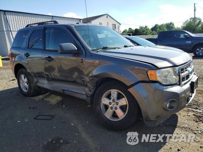 Czwarte zdjęcie samochodu z boku: 2010 FORD ESCAPE XLT VIN:1FMCU0DG8AKA13461 - miniatura