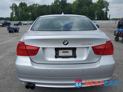 Zdjęcie 6 z 12 samochodu: 2011 BMW 328 XI VIN:WBAPK7C51BA771795 - miniatura