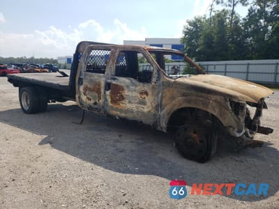 Czwarte zdjęcie samochodu z boku: 2016 FORD F550 SUPER DUTY VIN:1FD0W5HT0GEA29808 - miniatura