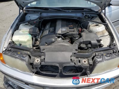 Zdjęcie 11 z 12 samochodu: 1999 BMW 328 I AUTOMATIC VIN:WBAAM5339XFR03294 - miniatura