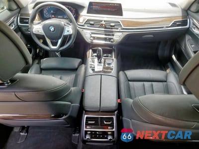 Zdjęcie 8 z 13 samochodu: 2021 BMW 740 I VIN:WBA7T2C07MCF41290 - miniatura