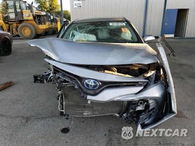Piąte zdjęcie samochodu w środku: 2020 TOYOTA CAMRY LE VIN:4T1C31AK1LU011446 - miniatura