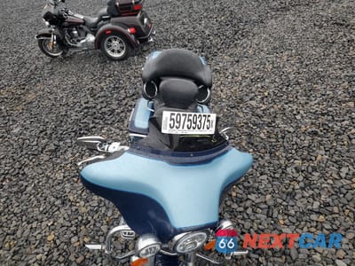 Piąte zdjęcie samochodu w środku: 2004 HARLEY-DAVIDSON FLHTCUI SHRINE VIN:1HD1FLW104Y618087 - miniatura