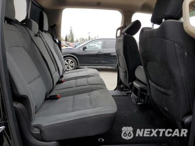 Zdjęcie 10 z 13 samochodu: 2019 RAM 1500 BIG HORN/LONE STAR VIN:1C6RREFT9KN651085 - miniatura