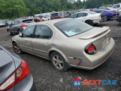 Drugie zdjęcie samochodu z przodu: 2001 NISSAN MAXIMA GXE VIN:JN1CA31D61T615507 - miniatura