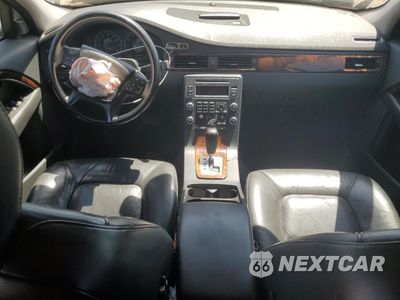 Zdjęcie 8 z 15 samochodu: 2010 VOLVO V70 3.2 VIN:YV1960BW9A1146359 - miniatura