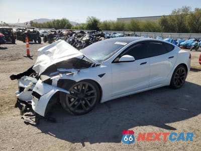 2023 TESLA MODEL S 5YJSA1E5XPF517849 - główne zdjęcie licytacji z USA - miniatura