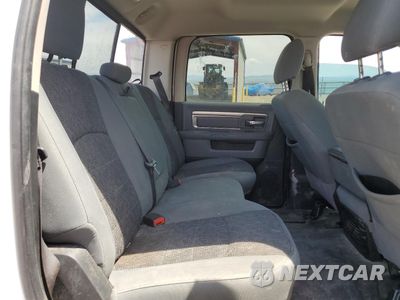 Zdjęcie 10 z 15 samochodu: 2018 RAM 3500 SLT VIN:3C63R3HT3JG274221 - miniatura