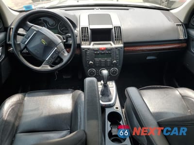 Zdjęcie 8 z 13 samochodu: 2008 LAND ROVER LR2 HSE VIN:SALFR24N98H066019 - miniatura