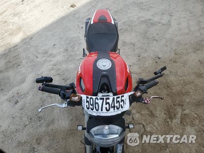 Piąte zdjęcie samochodu w środku: 2010 DUCATI MONSTER 696 VIN:ZDM1RADN1AB037736 - miniatura
