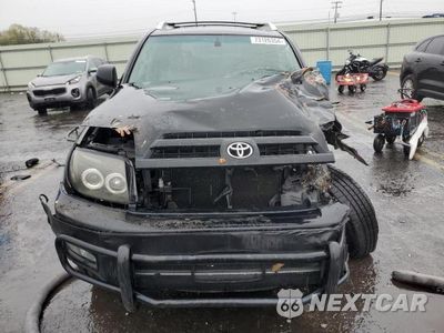 Piąte zdjęcie samochodu w środku: 2004 TOYOTA 4RUNNER LIMITED VIN:JTEBU17R648020277 - miniatura