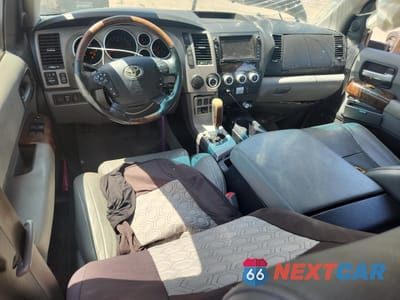 Zdjęcie 8 z 14 samochodu: 2010 TOYOTA SEQUOIA PLATINUM VIN:5TDYY5G12AS027836 - miniatura