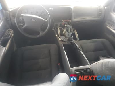 Zdjęcie 8 z 13 samochodu: 2002 FORD EXPLORER VIN:1FMZU77EX2UD27275 - miniatura