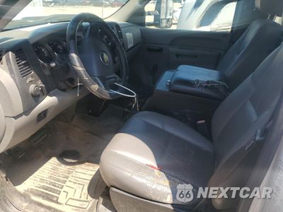 Zdjęcie 7 z 12 samochodu: 2013 CHEVROLET SILVERADO C3500 VIN:1GB3CZCG9DF151153 - miniatura