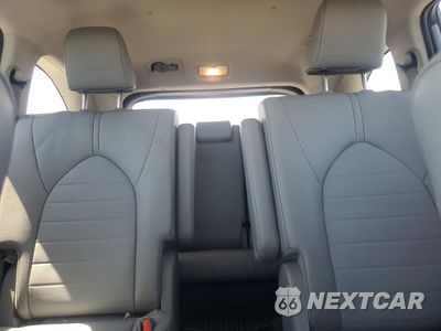 Zdjęcie 10 z 14 samochodu: 2022 TOYOTA HIGHLANDER XLE VIN:5TDGZRBH1NS243770 - miniatura