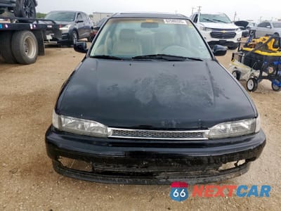 Piąte zdjęcie samochodu w środku: 1991 HONDA ACCORD EX VIN:1HGCB766XMA133328 - miniatura