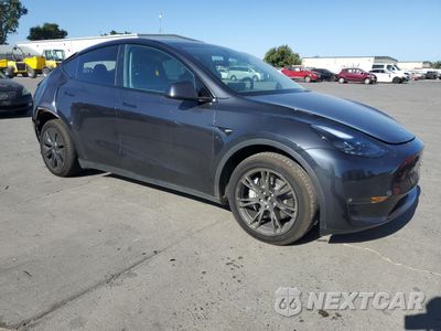 Czwarte zdjęcie samochodu z boku: 2024 TESLA MODEL Y VIN:7SAYGDEE8RF196605 - miniatura
