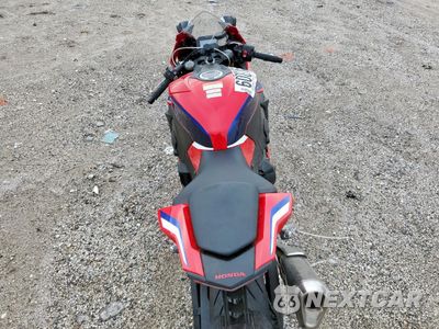 Zdjęcie 6 z 9 samochodu: 2023 HONDA CBR1000 RR VIN:JH2SC7717PK600155 - miniatura
