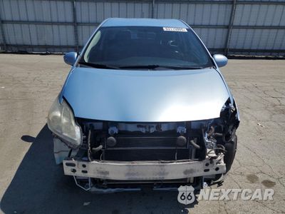 Piąte zdjęcie samochodu w środku: 2013 TOYOTA PRIUS PLUG-IN VIN:JTDKN3DP5D3038668 - miniatura