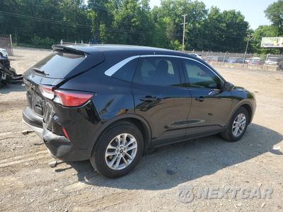 Trzecie zdjęcie samochodu z tyłu: 2020 FORD ESCAPE SE VIN:1FMCU9G66LUA24828 - miniatura