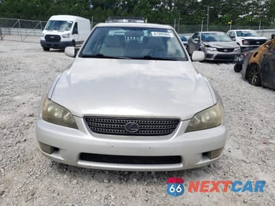 Piąte zdjęcie samochodu w środku: 2004 LEXUS IS 300 VIN:JTHBD192840091384 - miniatura