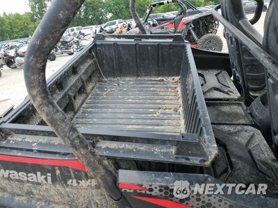 Zdjęcie 6 z 11 samochodu: 2021 KAWASAKI KRF800 J VIN:JKBRFCJ17MB500073 - miniatura