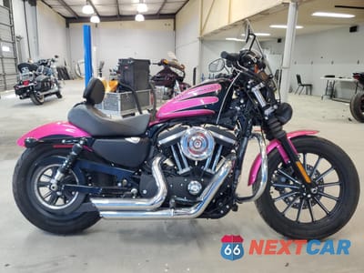 2014 HARLEY-DAVIDSON XL883 IRON 883 1HD4LE214EC415659 - główne zdjęcie licytacji z USA - miniatura