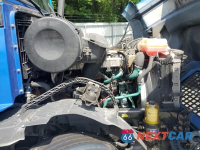 Zdjęcie 7 z 10 samochodu: 2006 VOLVO VN VNL VIN:4V4NC9GH66N442892 - miniatura