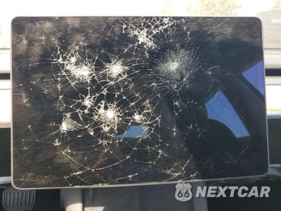 Zdjęcie 9 z 14 samochodu: 2021 TESLA MODEL 3 VIN:5YJ3E1EA7MF089627 - miniatura