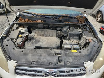 Zdjęcie 12 z 13 samochodu: 2006 TOYOTA RAV4 LIMITED VIN:JTMBK31V265009275 - miniatura