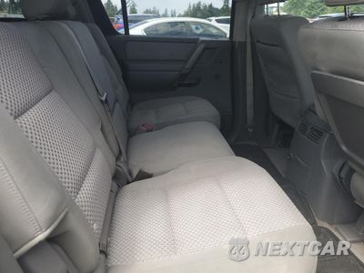 Zdjęcie 11 z 13 samochodu: 2006 NISSAN ARMADA SE VIN:5N1AA08B16N700561 - miniatura