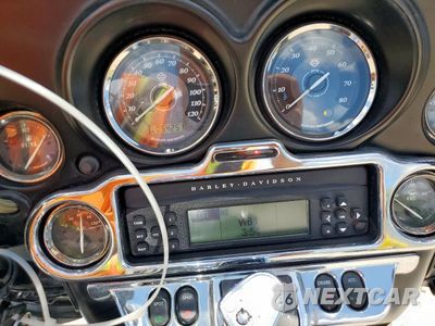 Zdjęcie 7 z 9 samochodu: 2012 HARLEY-DAVIDSON FLHTK ELECTRA GLIDE ULTRA LIMITED VIN:1HD1KEM19CB609383 - miniatura