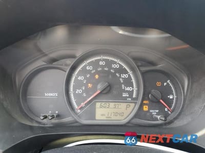 Zdjęcie 9 z 12 samochodu: 2015 TOYOTA YARIS VIN:VNKKTUD38FA021751 - miniatura