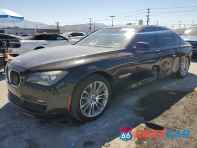 2012 BMW 750 LI WBAKB8C58CC963205 - główne zdjęcie licytacji z USA - miniatura