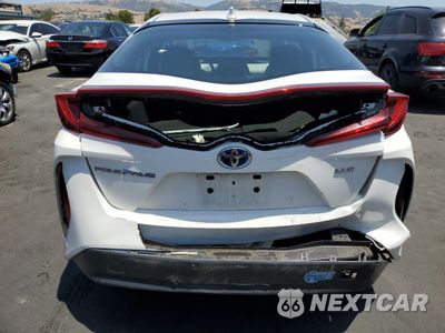 Zdjęcie 6 z 13 samochodu: 2021 TOYOTA PRIUS PRIME LE VIN:JTDKAMFP5M3177035 - miniatura