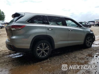 Trzecie zdjęcie samochodu z tyłu: 2016 TOYOTA HIGHLANDER XLE VIN:5TDKKRFH7GS149243 - miniatura