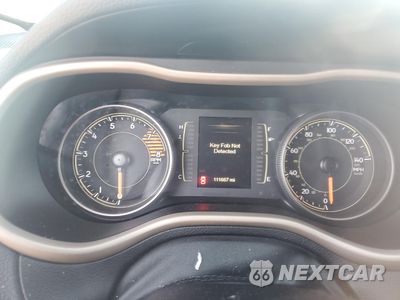 Zdjęcie 9 z 15 samochodu: 2017 JEEP CHEROKEE LATITUDE VIN:1C4PJLCS3HD221445 - miniatura