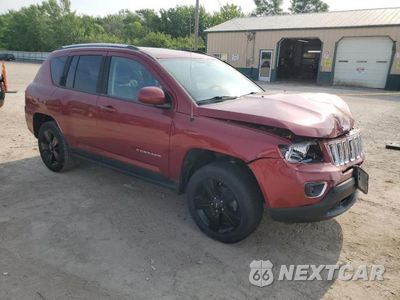 Czwarte zdjęcie samochodu z boku: 2015 JEEP COMPASS LATITUDE VIN:1C4NJCEA5FD368326 - miniatura