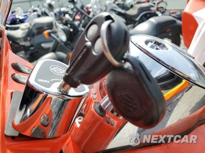 Zdjęcie 8 z 10 samochodu: 2012 HARLEY-DAVIDSON FLHTCUSE7 CVO ULTRA CLASSIC ELECTRA GLIDE VIN:1HD1PR818CB955069 - miniatura