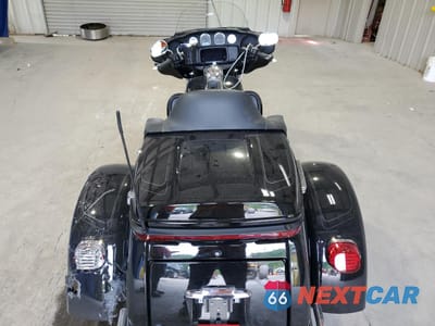 Zdjęcie 6 z 10 samochodu: 2022 HARLEY-DAVIDSON FLHTCUTG VIN:1HD1MAF14NB855342 - miniatura