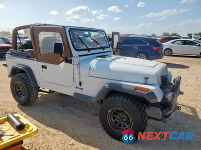 Czwarte zdjęcie samochodu z boku: 1994 JEEP WRANGLER / YJ S VIN:1J4FY19P7RP456715 - miniatura