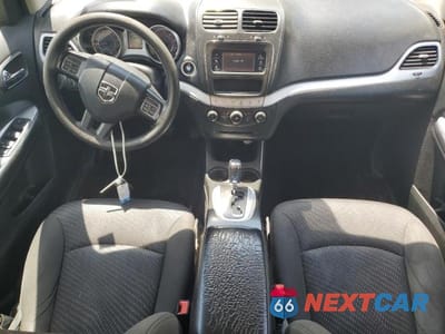 Zdjęcie 8 z 13 samochodu: 2017 DODGE JOURNEY SE VIN:3C4PDCAB4HT697076 - miniatura