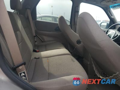 Zdjęcie 10 z 12 samochodu: 2001 FORD ESCAPE XLT VIN:1FMYU03181KE78292 - miniatura