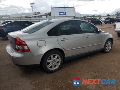 Trzecie zdjęcie samochodu z tyłu: 2007 VOLVO S40 2.4I VIN:YV1MS390872271090 - miniatura