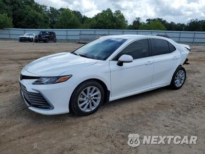 2023 TOYOTA CAMRY LE 4T1C11AK2PU097992 - główne zdjęcie licytacji z USA - miniatura