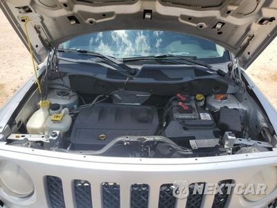 Zdjęcie 12 z 13 samochodu: 2014 JEEP PATRIOT LATITUDE VIN:1C4NJPFBXED604384 - miniatura