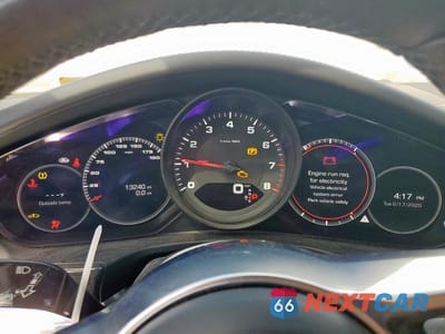 Zdjęcie 9 z 13 samochodu: 2019 PORSCHE PANAMERA BASE VIN:WP0AA2A72KL101583 - miniatura