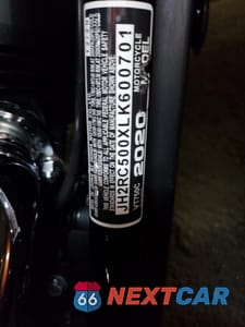 Zdjęcie 8 z 8 samochodu: 2020 HONDA VT750 C VIN:JH2RC500XLK600701 - miniatura