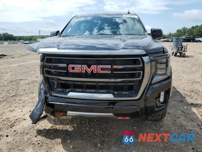 Piąte zdjęcie samochodu w środku: 2021 GMC YUKON AT4 VIN:1GKS2CKD8MR169810 - miniatura